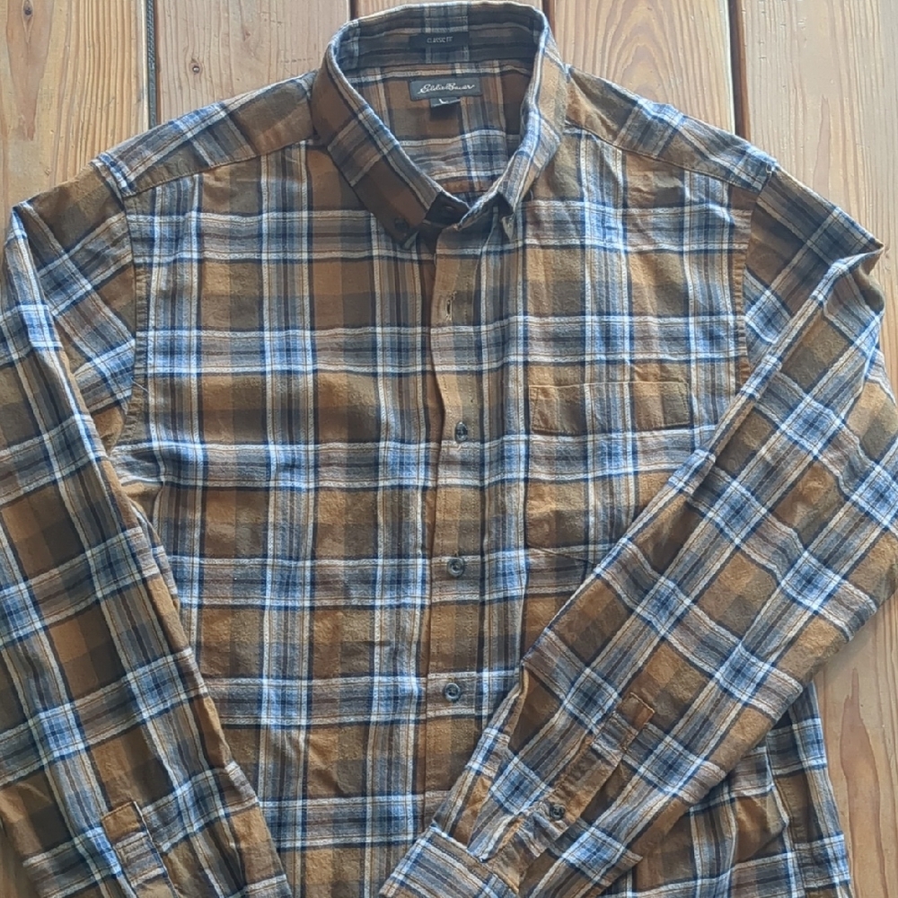 Eddie Bauer Orange and Blue Casual Button Down Shirt